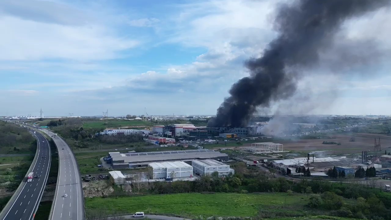 Tekirdağda Fabrika Yangını Havadan Görüntülendi
