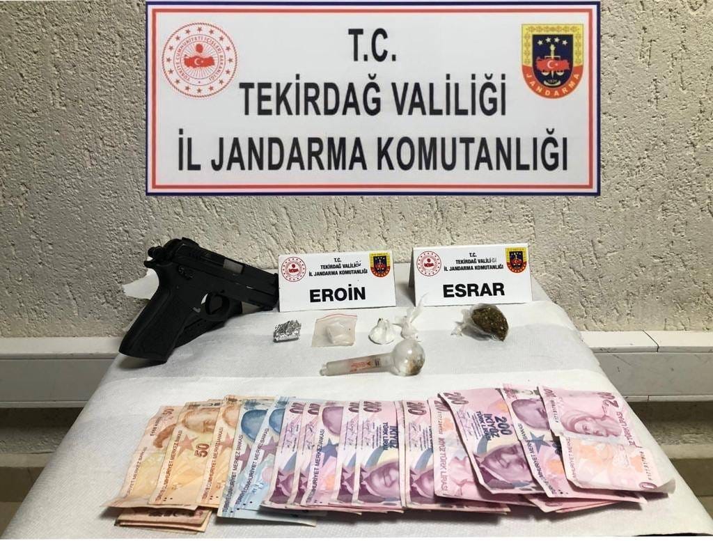Tekirdağda Jandarma Uyuşturucuya Geçit Vermiyor: 13 Gözaltı