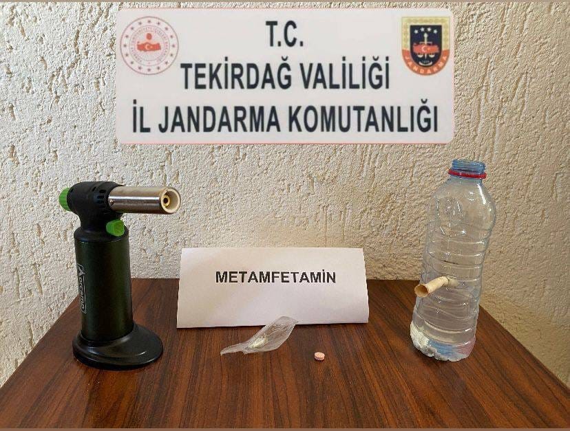 Tekirdağda Jandarmadan Üç Ayrı Adrese Uyuşturucu Operasyonu