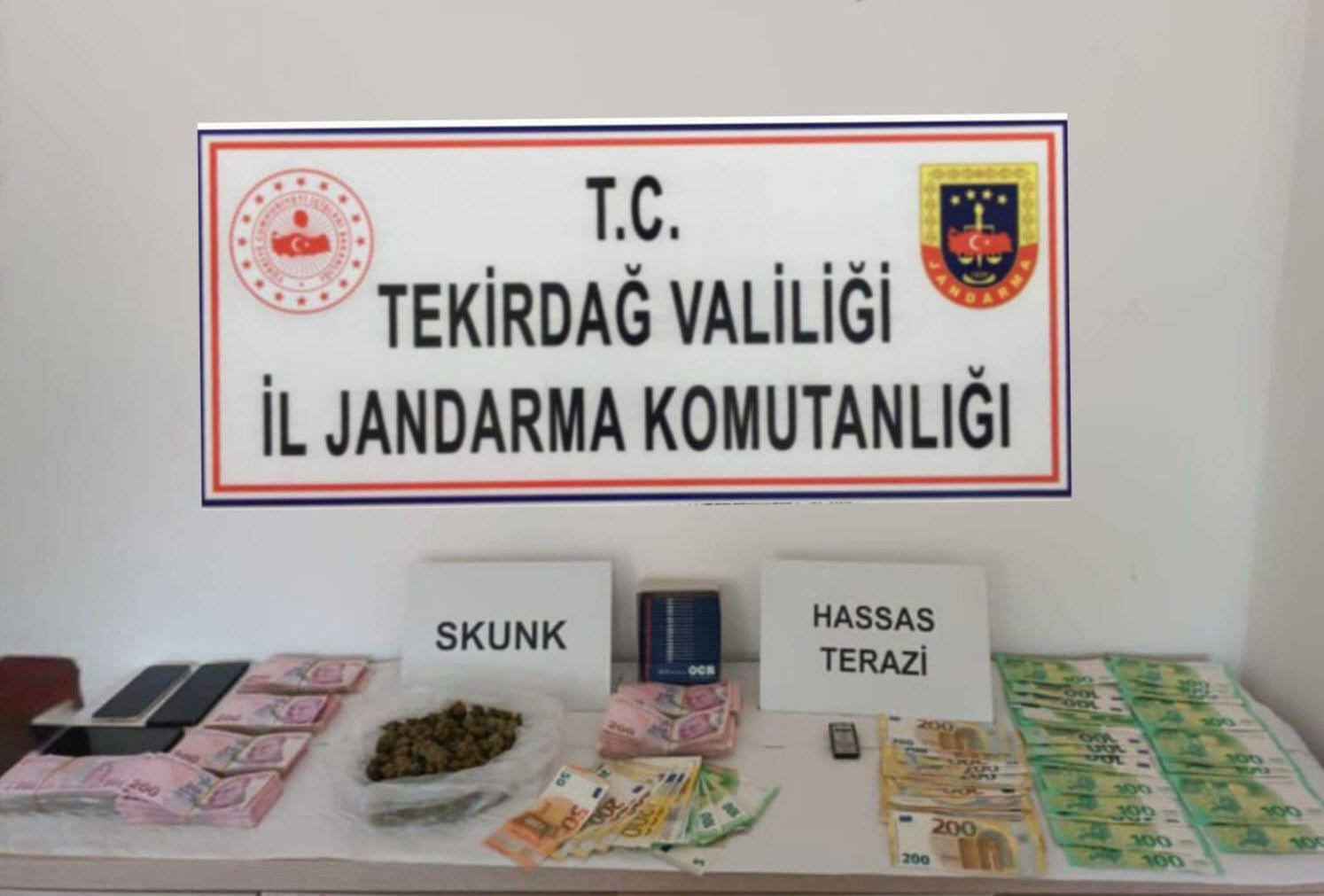 Tekirdağda Jandarmadan Uyuşturucuya Darbe: 6 Şüpheliye İşlem