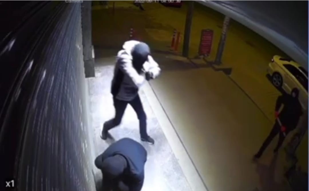 Tekirdağda Kar Maskeli Hırsızlık Çetesi Kameraya Yansıdı