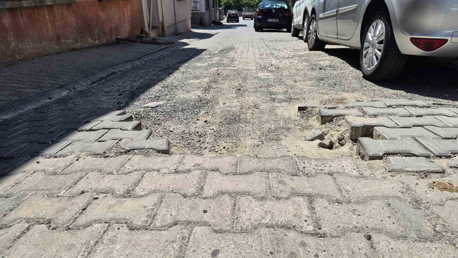 Tekirdağda Sokaklar Kazı Alanına Döndü