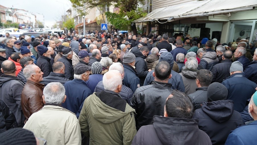 Tekirdağda Vidanjör Ve Su Zammı Krizi: Başkan Yüceere Protesto