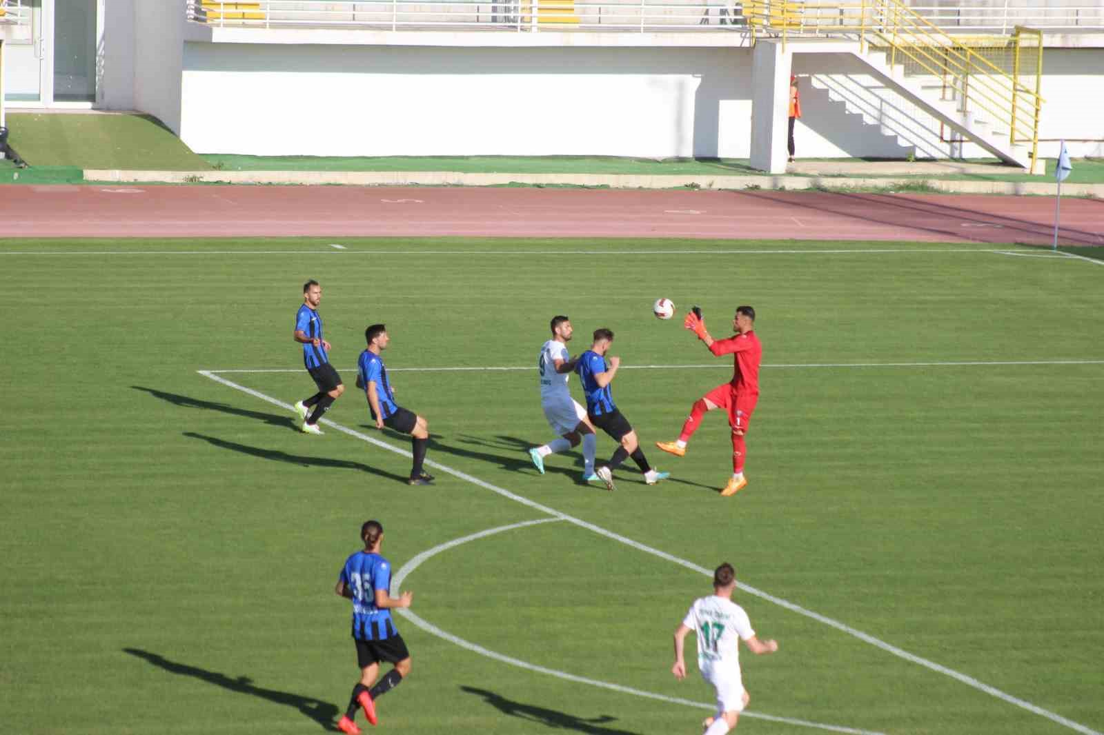 Tff 2. Lig: Kırklarelispor: 0 - Karacabey Belediye Spor: 0