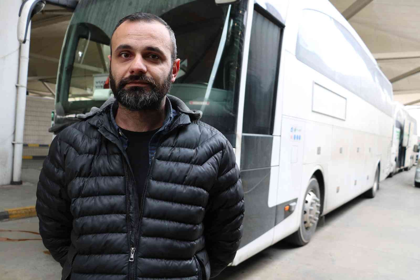 Türk Vatandaşlarının Tahliyesi İçin Ukraynaya Giden Onlarca Otobüs Dönüş Yolunda