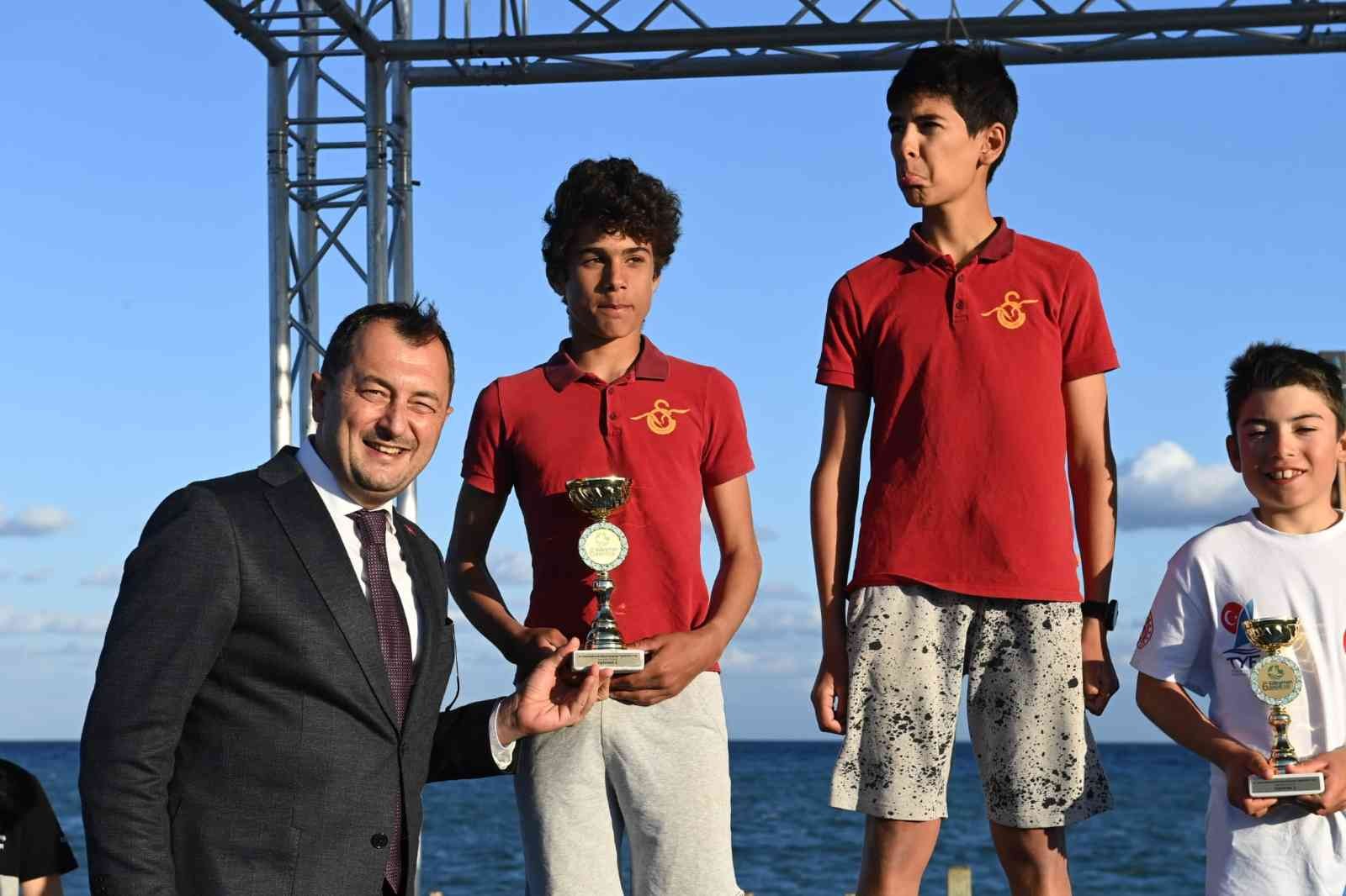 Türk Yelkencilerden Büyük Başarı