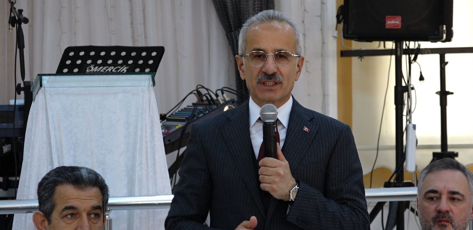 Ulaştırma Ve Altyapı Bakanı Uraloğlu Stk Temsilcileri İle Buluştu