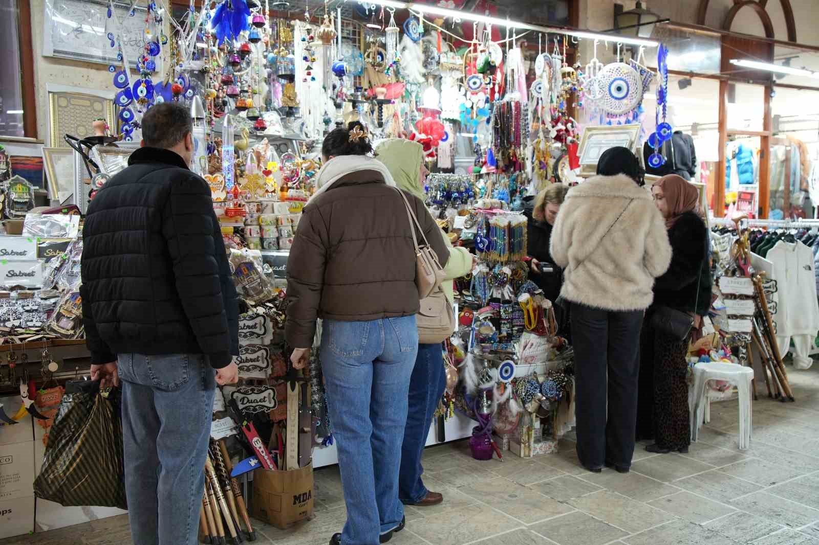 Vakıfların Tüfe Endeksini Katlayan Kira Artışları Esnafı Zorluyor