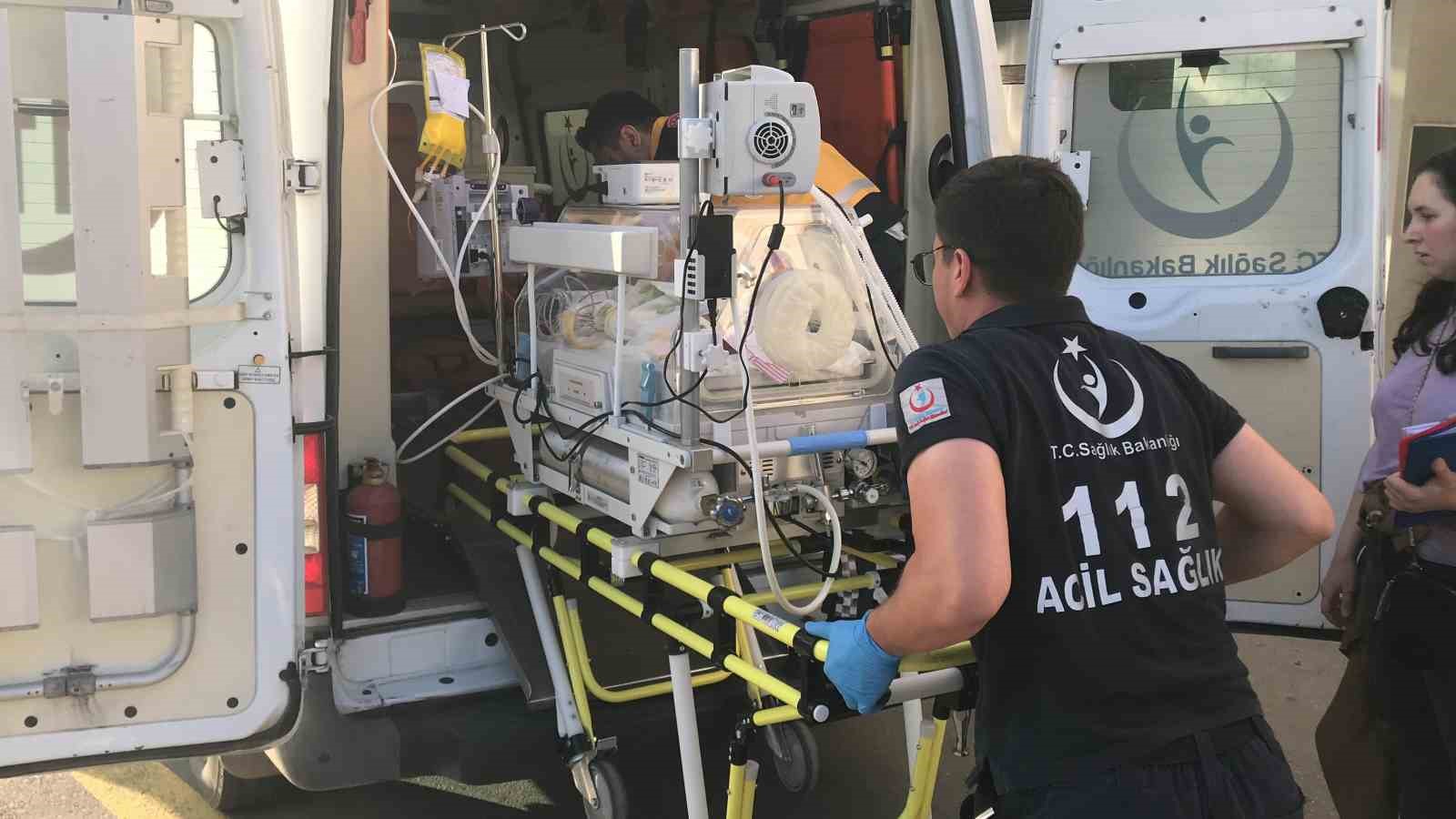 Vali Sezerden Hastanedeki Yangına İlişkin Açıklama: Büyük Oranda Kontrol Sağlanmış Durumda