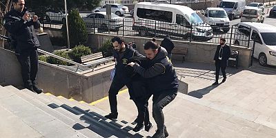 VİLLA HIRSIZLARI 120 SAATLİK KAMERA GÖRÜNTÜLERİ İZLENEREK YAKALANDI