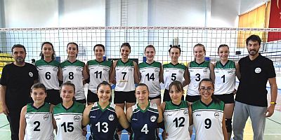 Voleybol Takımı İlk Maçına Çıkıyor