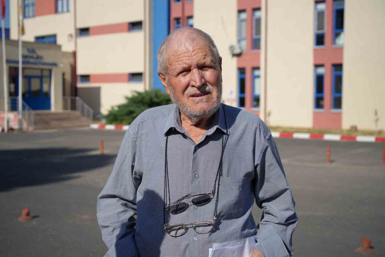 Yksnin En Yaşlı Adayı 81 Yaşındaki Bilge Dede 8. Kez Sınav Heyecanı Yaşadı