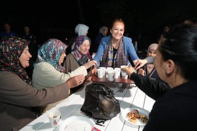 Ergene'de 'Muhabbet Sizden, Çaylar ve Kahveler Müge Başkan'dan uygulaması devam edecek