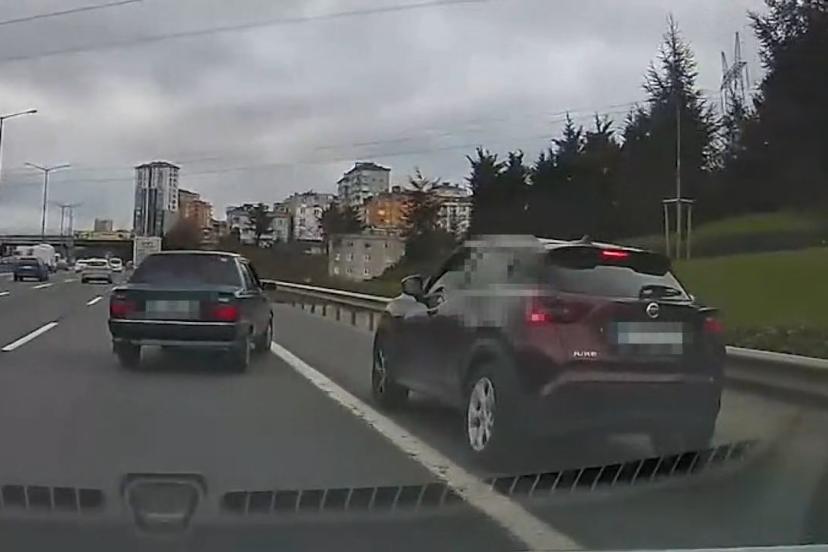 İstanbul – Ümraniye'de aracından inip sürücüye saldıran şüpheliye 360 bin lira ceza