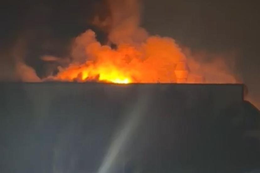 Raf imalatı yapılan fabrikada yangın