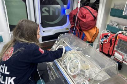 Çanakkale’de 54 günlük bebek, ambulans uçakla Ankara’ya sevk edildi