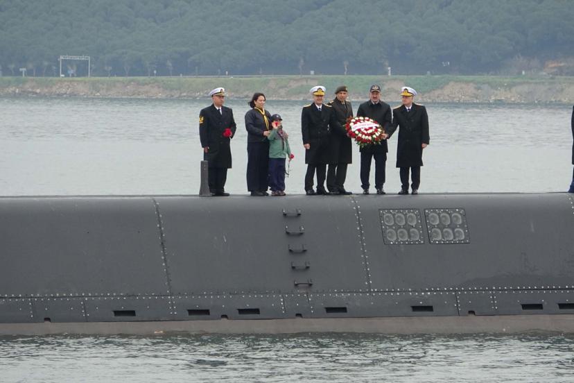 Dumlupınar Denizaltısı şehitleri anıldı