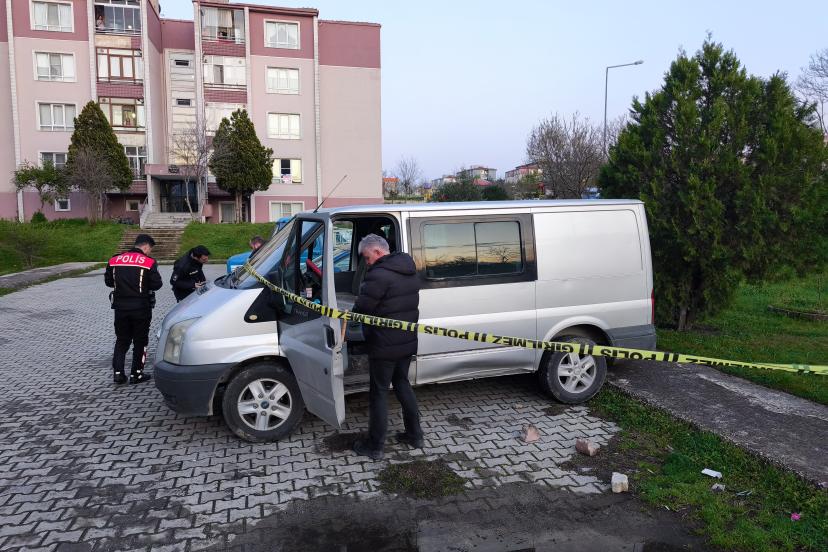 Otoparkta minibüsü park ettikten sonra tabancayla vurularak öldürüldü