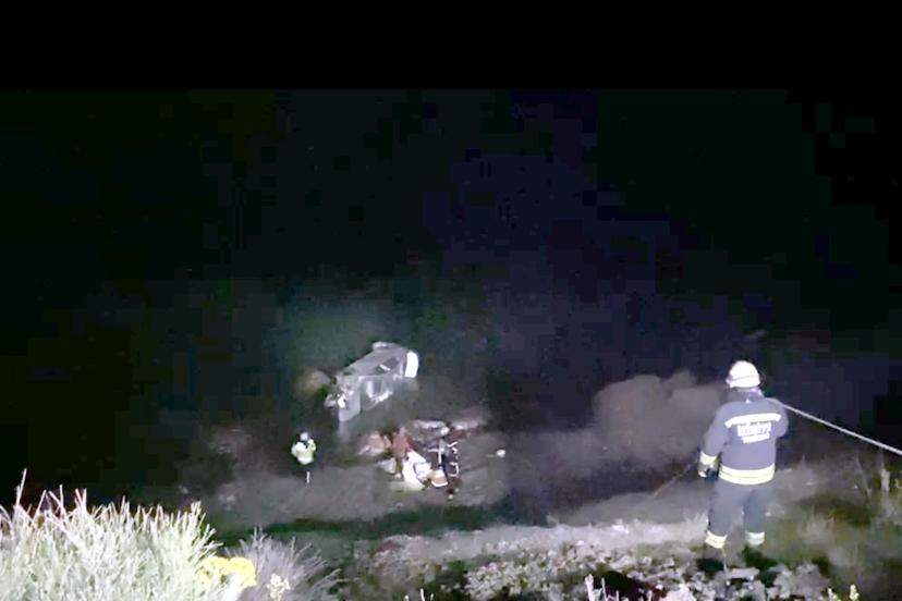 Tekirdağ'da deniz kenarına düşen otomobilde 3 kişi yaralandı