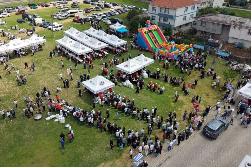 Bolluk ve Keşkek Şenliği'nde 2 ton keşkek, 1 saatte tükendi