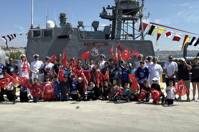 TCG Gurbet hücumbotu, Tekirdağ'da ziyarete açıldı