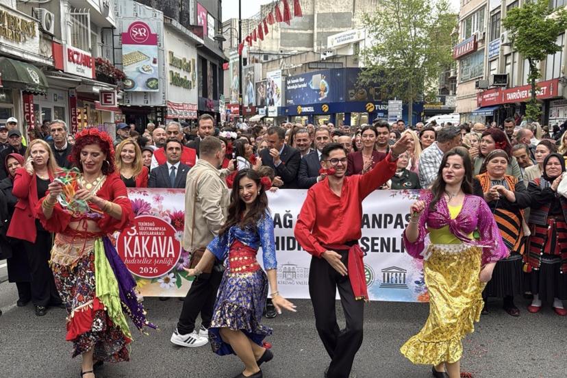 Tekirdağ'da Kakava ve Hıdırellez Şenliği'nde renkli görüntüler