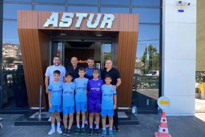 ÇORLU’DA GENÇ FUTBOLCULARA ANLAMLI DESTEK