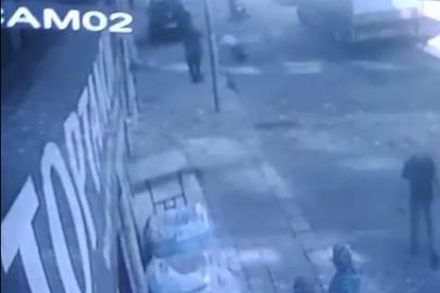 Miras tartışmasında ağabeyini tabanca ile yaraladığı anlar kamerada