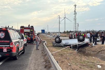 Tekirdağ'da takla atan kamyonette 2 kişi yaralandı