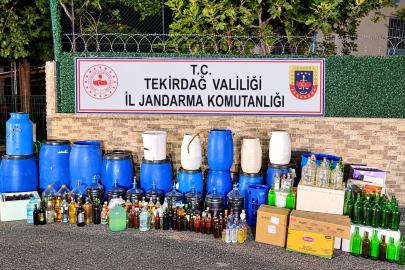Evinde 1 ton 120 litre sahte şarap ele geçirilen şüpheli gözaltına alındı