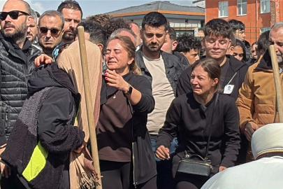 Kazada ölen liseli Barış Sarp, gözyaşlarıyla toprağa verildi