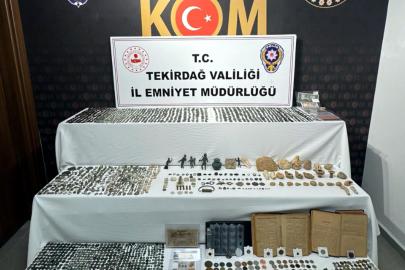 Tekirdağ'da çok sayıda tarihi eser niteliğinde obje ve materyal ele geçirildi
